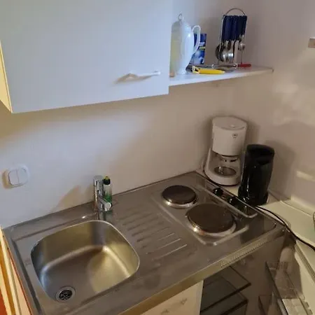 公寓 Schoener Gartenbungalow *