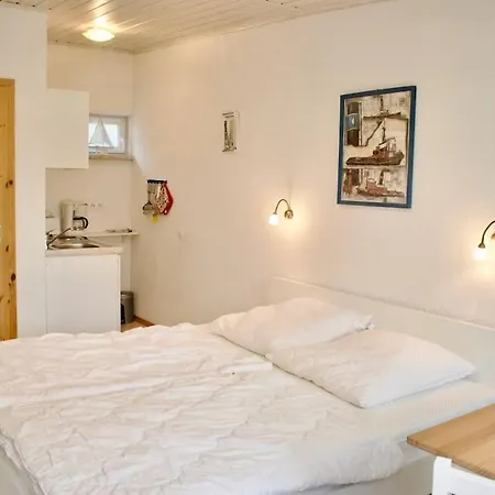 Schoener Gartenbungalow *